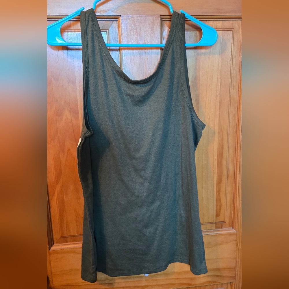Target Tank Top - Picture 10 of 10